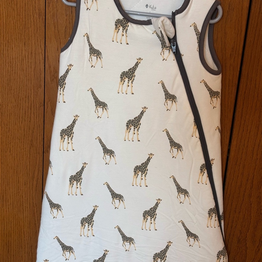 Kyte BABY White and Gray Sleep Sack